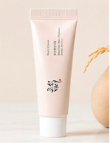 Relief Sun: Rice + Niacinamide 50ml | SPF 50
واقي الشمس ريليف صن بالأرز والنياسيناميد – 50 مل | SPF 50